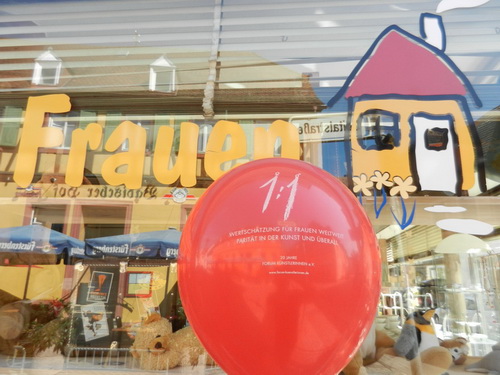 Offenburg D, Frauenhausladen 